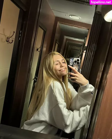 Kari I OnlyFans Thumbnail #nVTVXteOxo