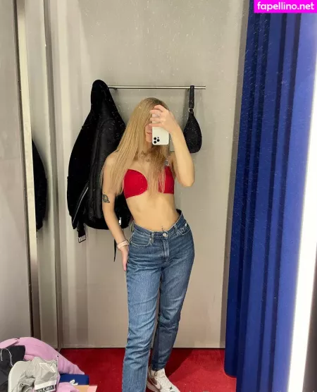 Kari I OnlyFans Thumbnail #nqABt1qgkB