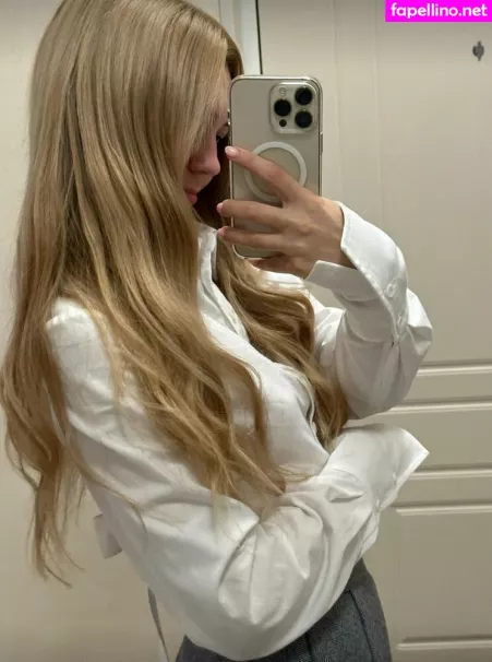 Kari I OnlyFans Thumbnail #qsvxiFJu93