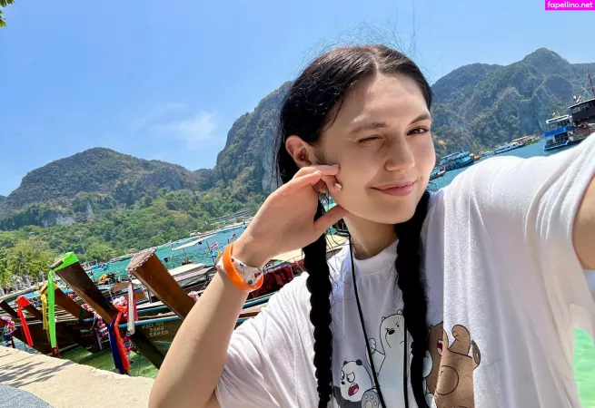 Kari I OnlyFans Thumbnail #xmxzTL1Hrm