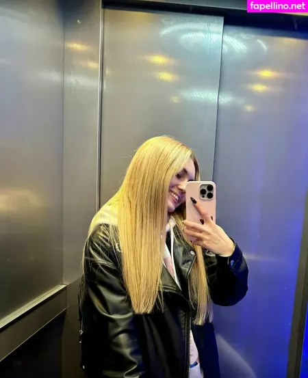 Kari I OnlyFans Thumbnail #yYMVapVp1U