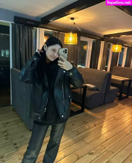 Kari I OnlyFans Thumbnail #zAllbvYB7w