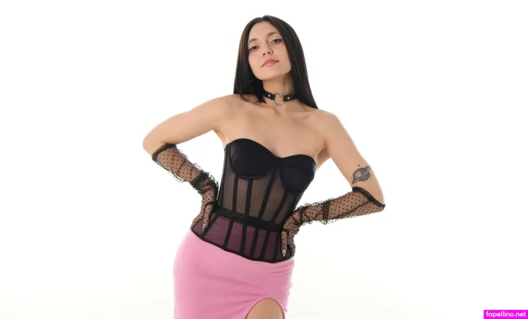 Kari Karisha OnlyFans Thumbnail #gHKJ6g2WPS