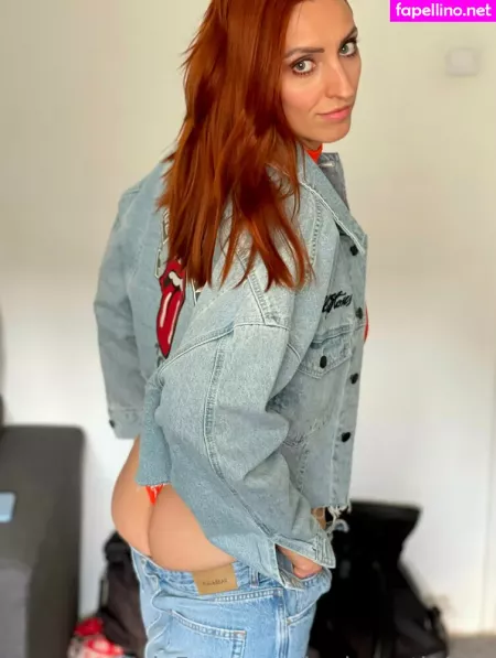 Kariecastlefree OnlyFans Thumbnail #F97XZned1I