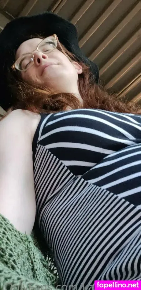 Kariekolibri OnlyFans Thumbnail #NADeeZYIVQ