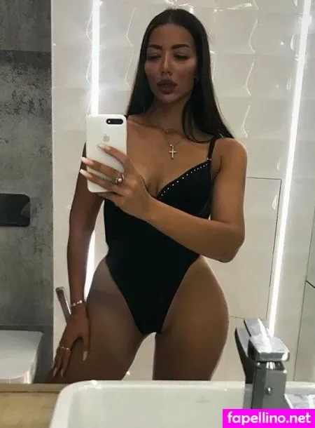 Karima Balluki OnlyFans Thumbnail #YU2sFwx8D4