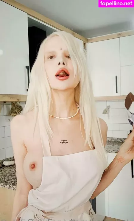 Karin Toy OnlyFans Thumbnail #BeZUpgm9BW