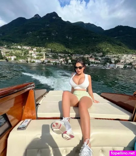 Karina 1 OnlyFans Thumbnail #A5W3OXjpr8