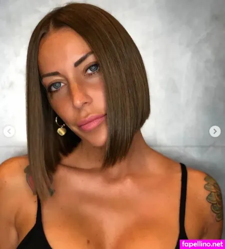 Karina Cascella OnlyFans Thumbnail #D8O7aYbnwZ