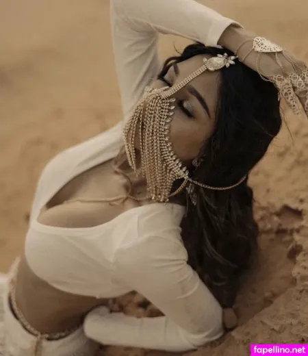 Karina Kabir OnlyFans Thumbnail #puV1jwUdY0