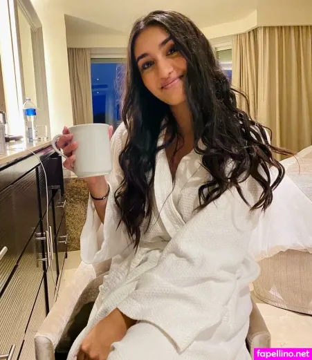 Karina Kohli OnlyFans Thumbnail #57BiWj6AuH