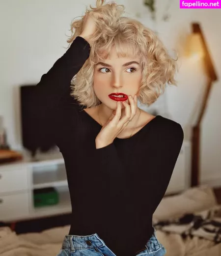 Karina Martins OnlyFans Thumbnail #egFazTlXcI