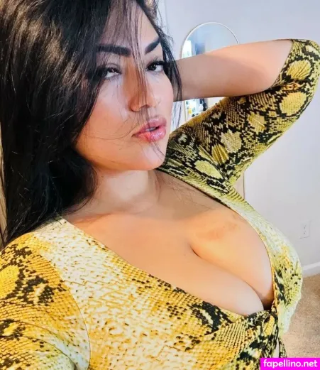 Karina Medina OnlyFans Thumbnail #mej1b9HAHF
