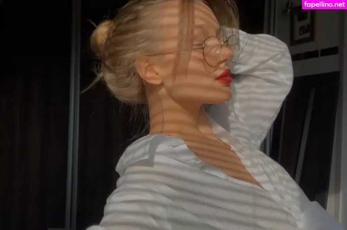 Karina Muzhalovska OnlyFans Thumbnail #QF3cdZUa60
