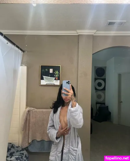 Karinaalphabae OnlyFans Thumbnail #QbrJe4ROeS