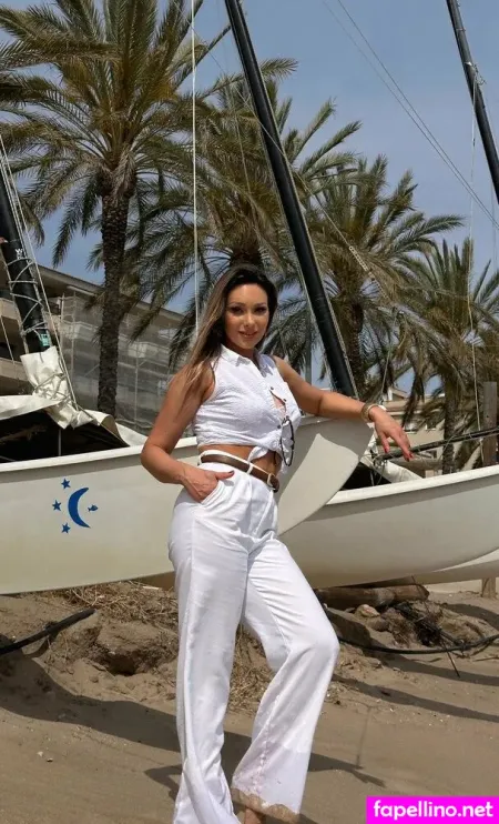 Karinakingxxx OnlyFans Thumbnail #DaEqRIyTV9