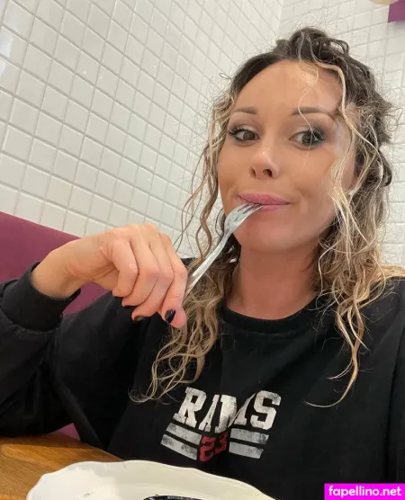 Karinakingxxx OnlyFans Thumbnail #iSHkpJTFP4