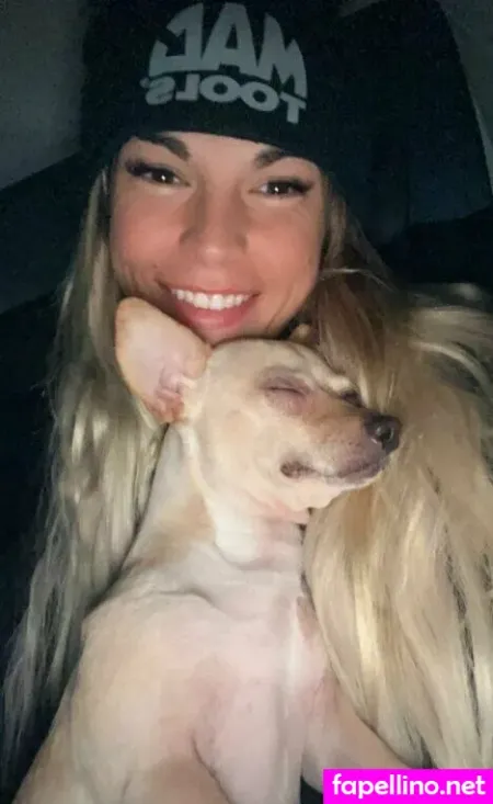 Karinakissfree OnlyFans Thumbnail #EjDKA069Wu