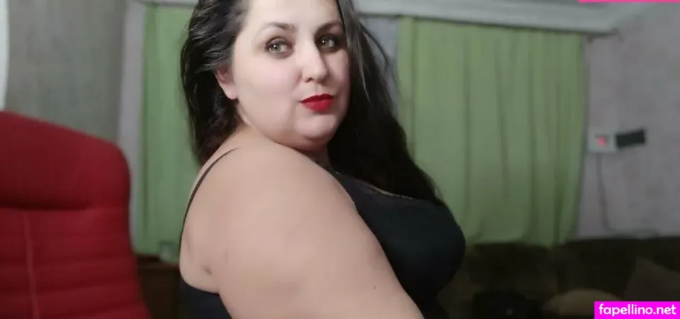 Karinamoonn OnlyFans Thumbnail #AhJ9tfiNJN
