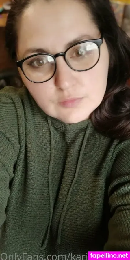 Karinamoonn OnlyFans Thumbnail #GKV3DWoO7e