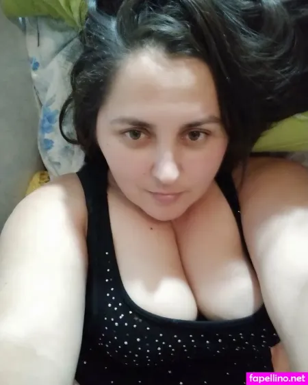 Karinamoonn OnlyFans Thumbnail #r0y6pYKze6