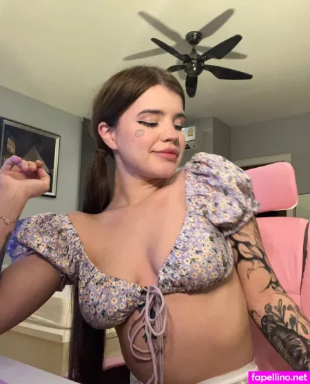 Karinaskinlovers OnlyFans Thumbnail #63XCQUYwAg