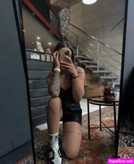 Karinaxbabe OnlyFans Thumbnail #4LbldaQb9u