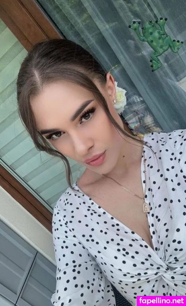 babekarinaax, karinaxbabe Nude Leaked OnlyFans Photo #ppM8g09yfr