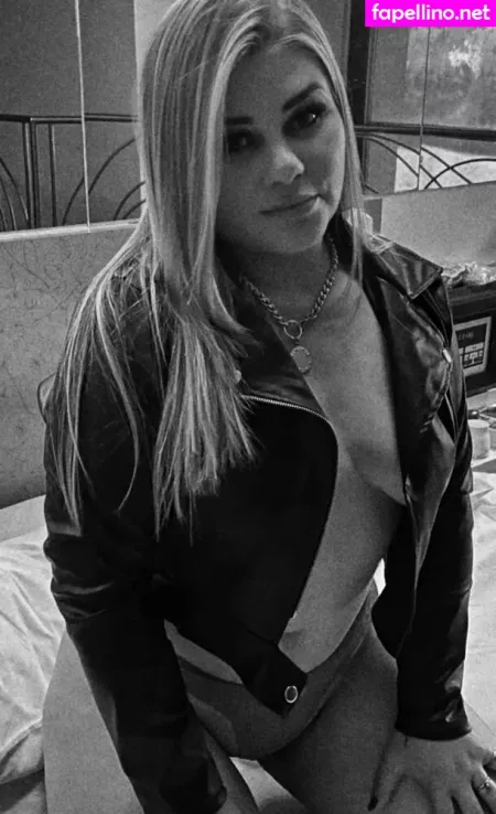 Karine Borges OnlyFans Thumbnail #enD95qPnnC