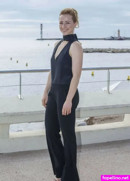Karine Vanasse OnlyFans Thumbnail #CzFRTOuDzU