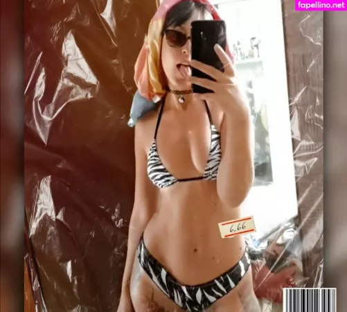 Karinmaaaka OnlyFans Thumbnail #1K6KmX2ary