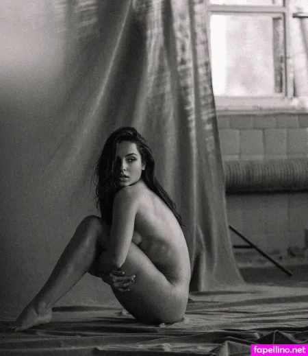 Karinna Foxx OnlyFans Thumbnail #hZe49LzOX2