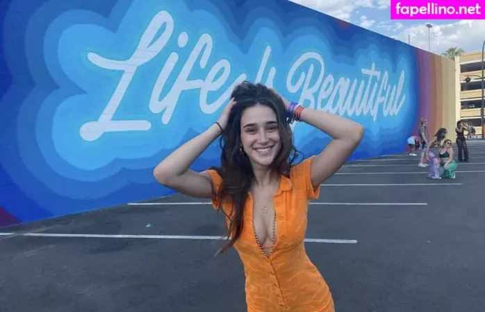 Karinne Elizabeth OnlyFans Thumbnail #iUpnt9SyJm