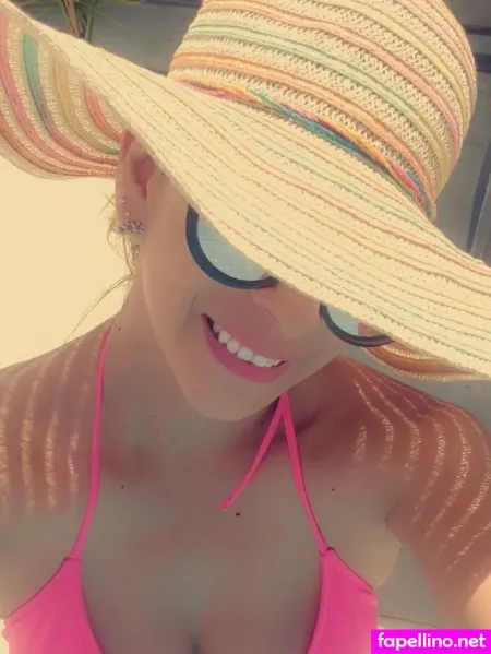 Karionly OnlyFans Thumbnail #rIWTgeBi77