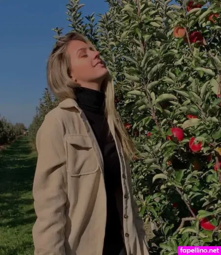 Karisbechard OnlyFans Thumbnail #l6yrNoc0G9