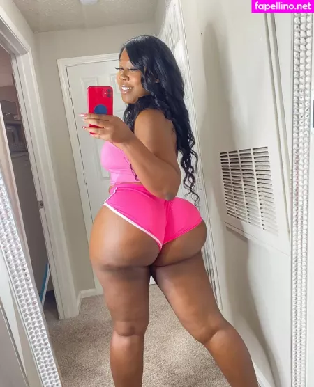 Karitamonique OnlyFans Thumbnail #DF7dWRCEuM