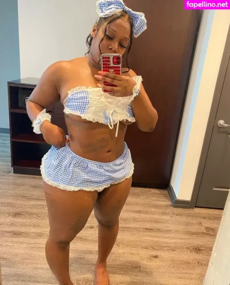 Karitamonique OnlyFans Thumbnail #NSkkEQQc9A