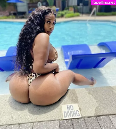 Karitamonique OnlyFans Thumbnail #RHzZaxHKef