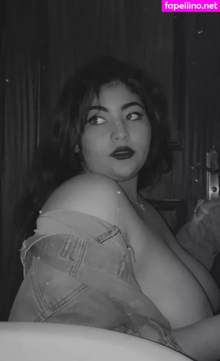 Karithecherry OnlyFans Thumbnail #zpnAyZw81r