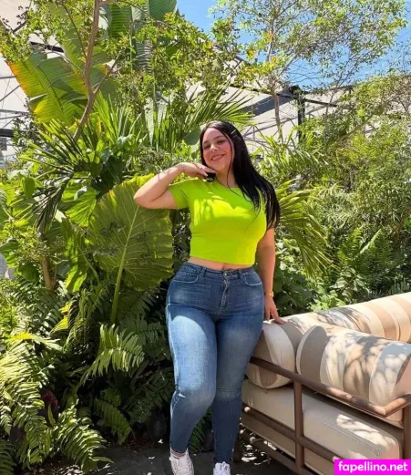 Karla Escalante OnlyFans Thumbnail #TJ2nzyunI3