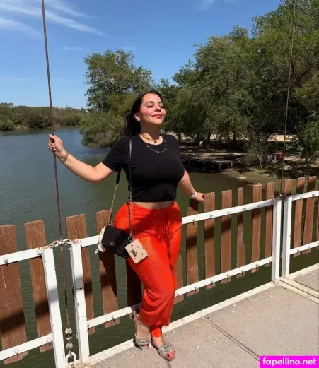 Karla Escalante OnlyFans Thumbnail #rcev48FhCR