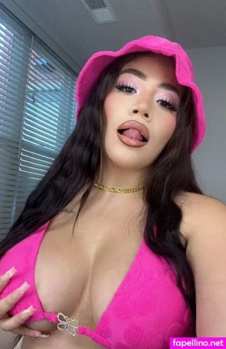 Karla Perez OnlyFans Thumbnail #hRSYwuSVMt