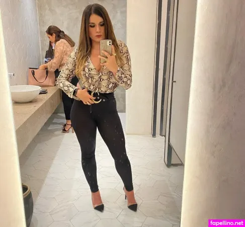 Karla Romero OnlyFans Thumbnail #E06CYSVYRw
