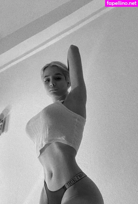 Karlardz011 OnlyFans Thumbnail #P4bRs8j7PD