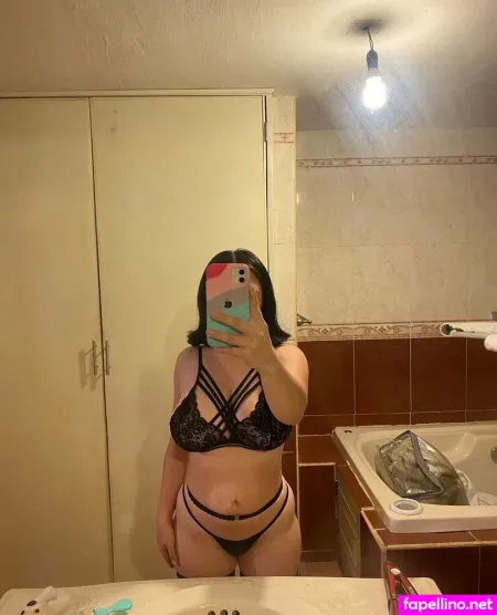 Karlaruiz05 OnlyFans Thumbnail #zHF8NnZD8D