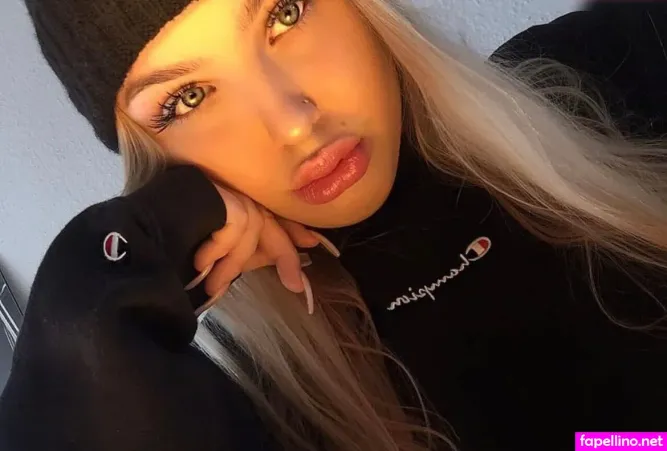 Karlicurv OnlyFans Thumbnail #oW94zocb1E