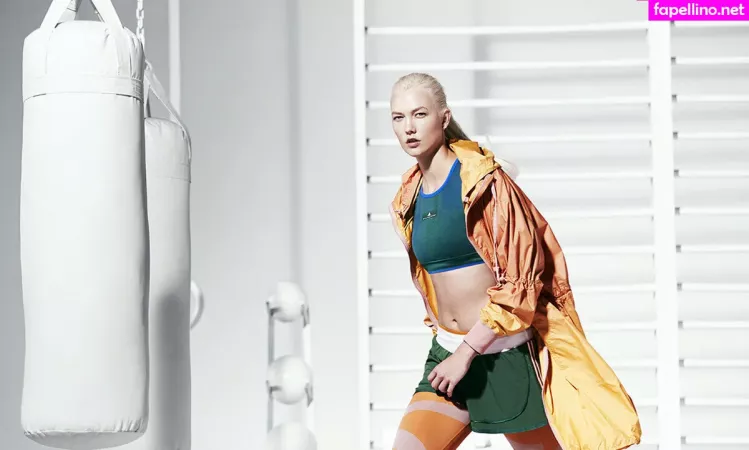 Karlie Kloss OnlyFans Thumbnail #4J8JytJWfO
