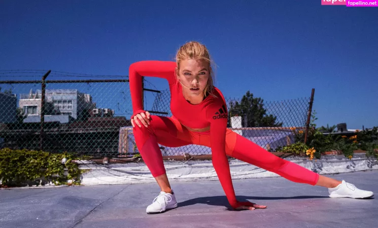 Karlie Kloss OnlyFans Thumbnail #GlkOHw1zJ6