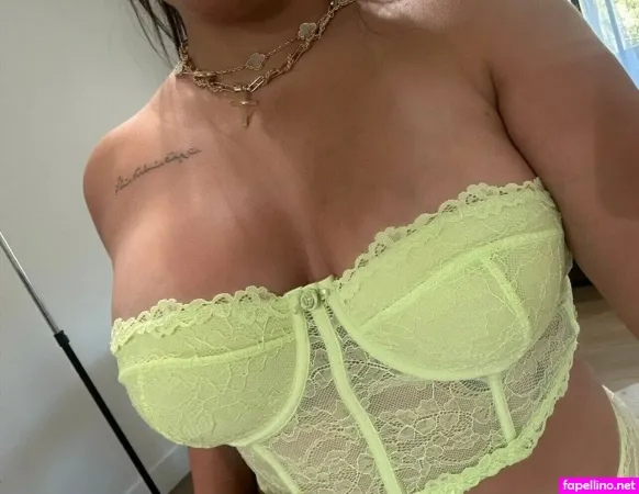 Karlitaae OnlyFans Thumbnail #KJhIbMEkEu