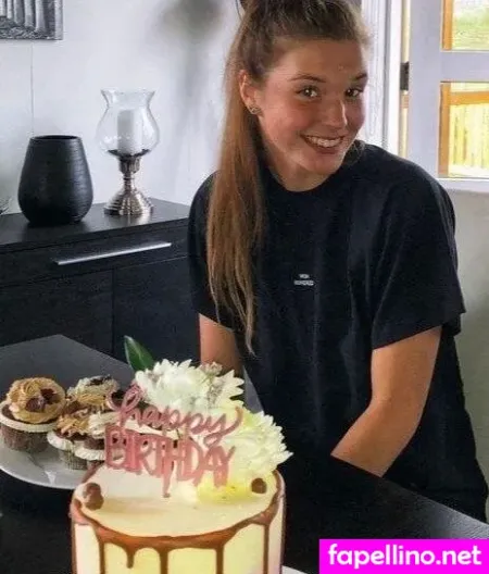 Karlna Lea Vilhjlmsdttir OnlyFans Thumbnail #TLYcmmbm8n